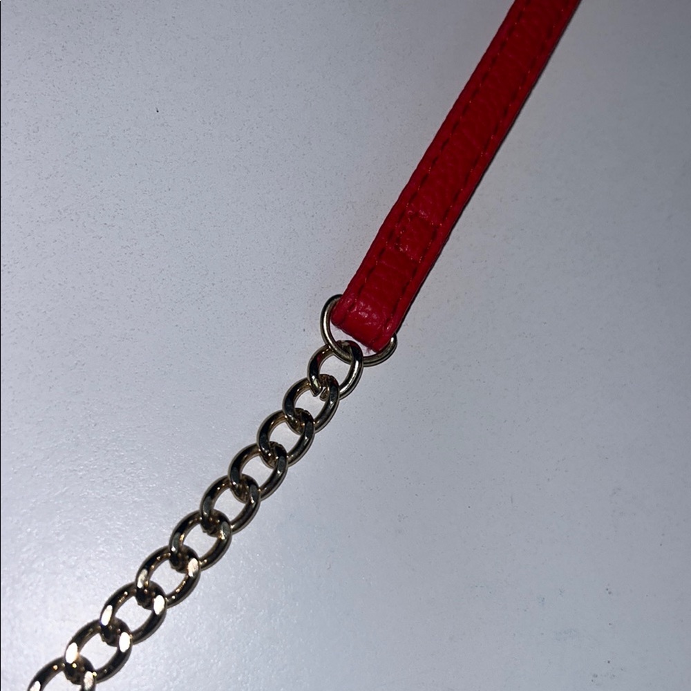 NWOT❤️MUD PIE Sleek Red Bag Purse Clutch with Gold Chain & Tassel - Picture 7 of 12